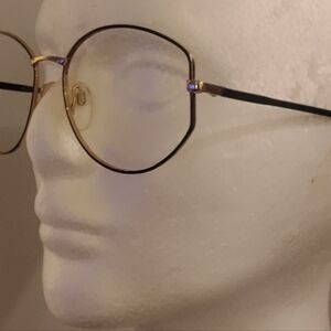 New Featherweight Vintage Gold/Black Silouette Eyeglass Frame  Austria NOS